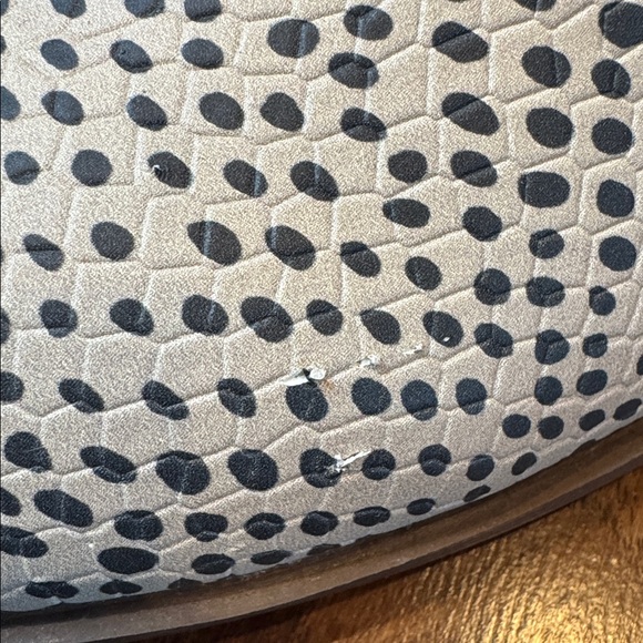 NWT TIME & TRU Women's Black and Cream Patterned Mules - Picture 6 of 6